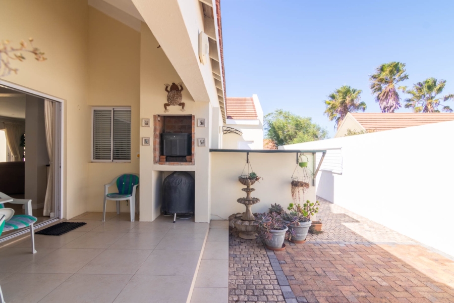 3 Bedroom Property for Sale in Laaiplek Western Cape